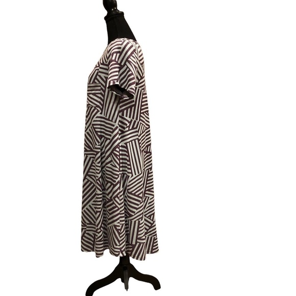 𝅺lularoe Carly Dress - Picture 3 of 5